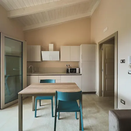 Aris Lodge *