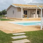 Aris Lodge *