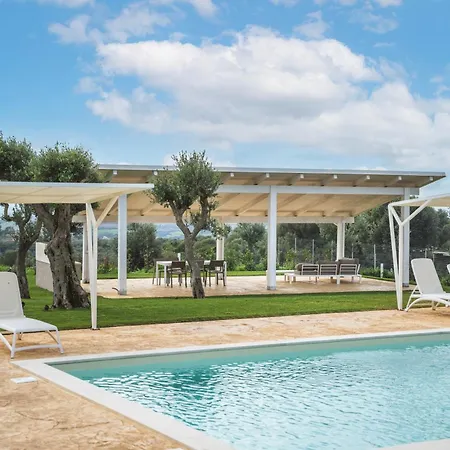 Aris بيت خشبي *